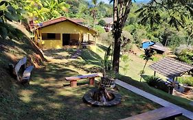 Espaço inteiro: Casa de campo nas montanhas